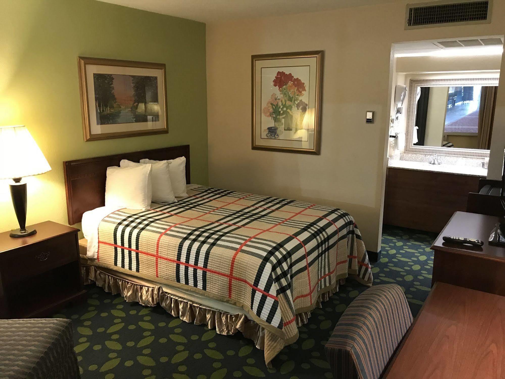 Holiday Inn ג'ונסבורו מראה חיצוני תמונה